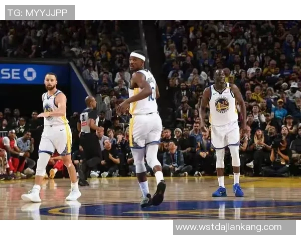 勇士与火箭精彩对决回顾NBA视频带你重温经典瞬间 勇士与火箭精彩对决回顾NBA视频带你重温经典瞬间